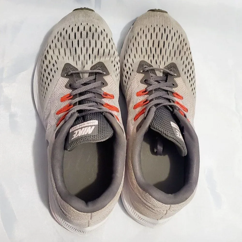 Nike Zoom Winflo 4 Athletic Sneakers Light/Dark Gray 898485-010 Women's Size 9.5